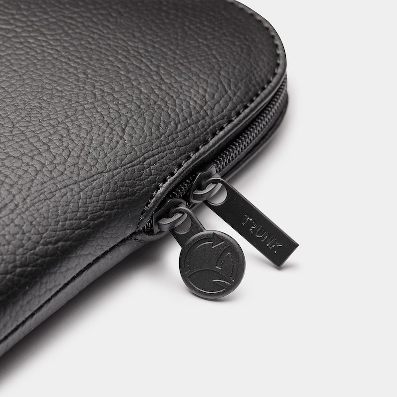 Sleeve Trunk MacBook Pro e Air 13 Apple Peel Vegan Leather Black