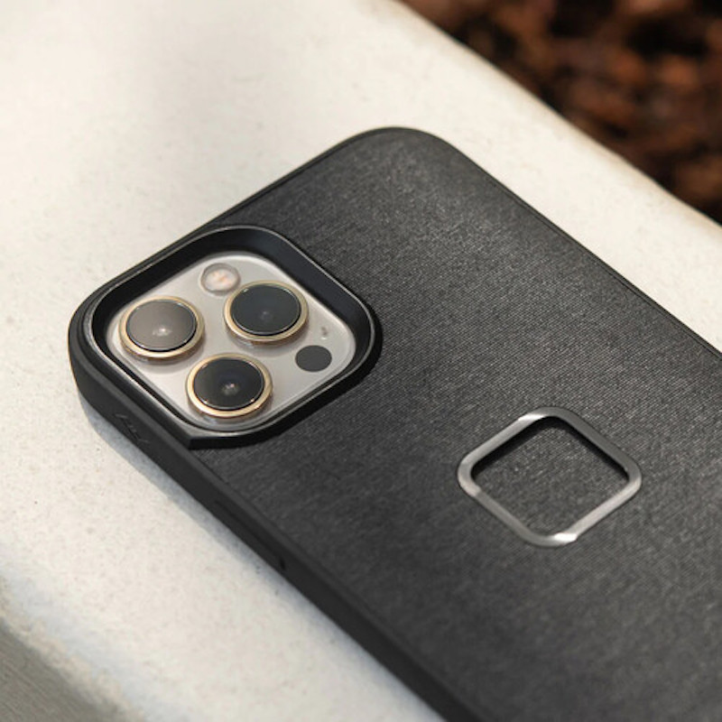 Capa para iPhone 14 Pro Max Peak Design - Carvão